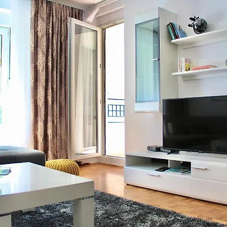 Appartement Ramonda Residences - New