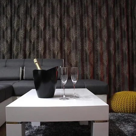 Appartement Ramonda Residences - New