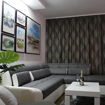 Ramonda - New Apartman